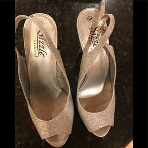 Silver Glitter pumps